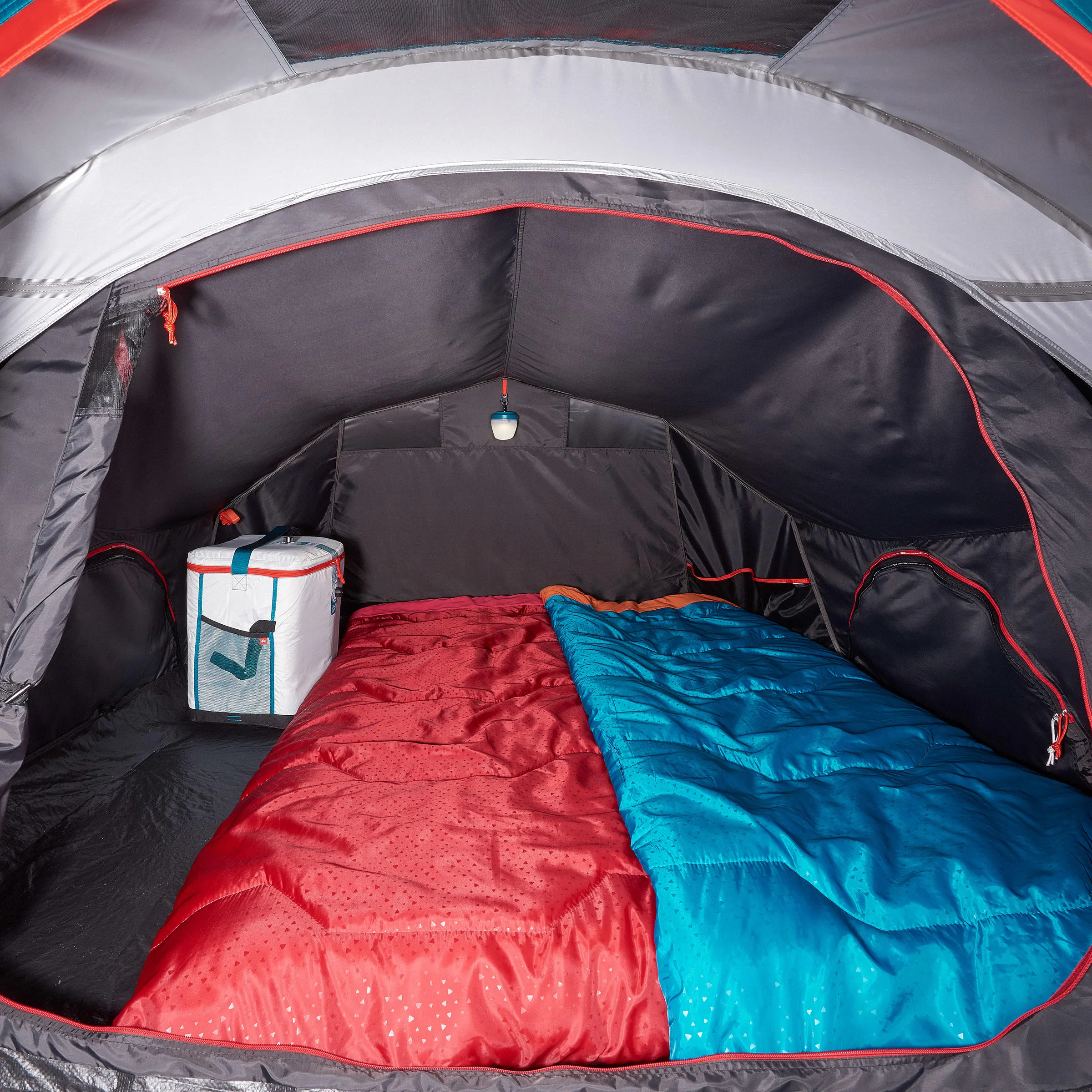 Camping tent Quechua Fresh & Black 2 Seconds XL 2-person, white/blue