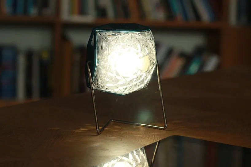 Diamond Solar Lamp