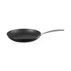 Le Creuset Toughened Non-Stick Shallow Frypan 24cm