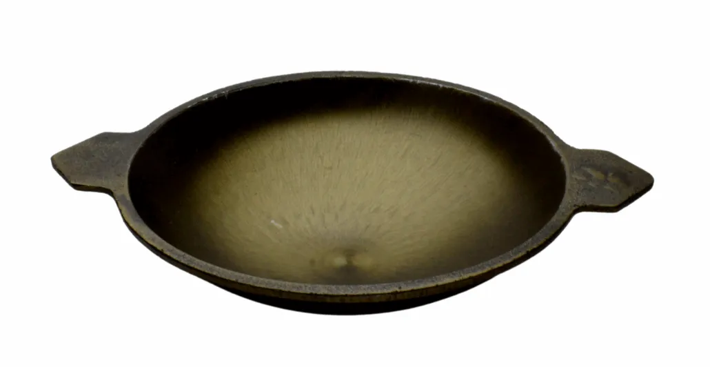 Trilonium Pre-Seasoned Cast Iron Appam Pan 8 Inches, 2.16 Kgs